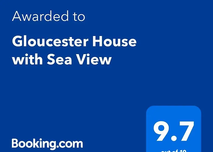 Gloucester House With Sea View
